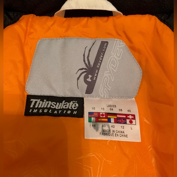 Spyder Thinsulate Womens Ski / Snowboard Ultimate Jacket PERFECT Condition! - Picture 5 of 8